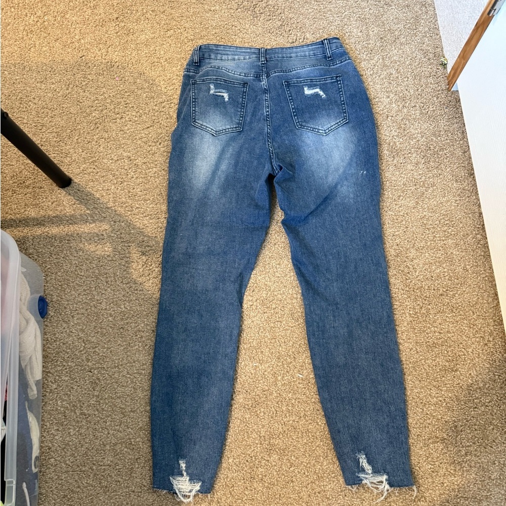Vipones distressed jeans. Size 10. - Picture 3 of 4